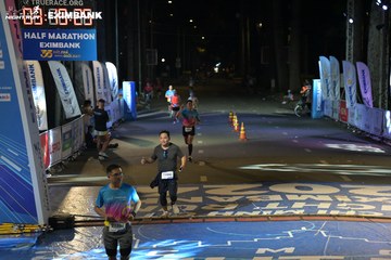 HO CHI MINH CITY NIGHT RUN EXIMBANK 2024 - Ảnh #2027355