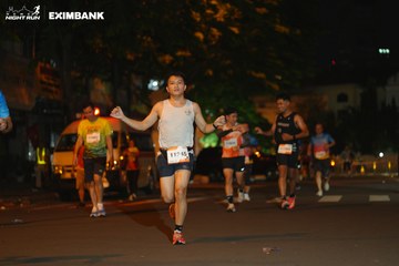 HO CHI MINH CITY NIGHT RUN EXIMBANK 2024 - Ảnh #2032671