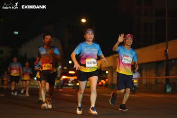 HO CHI MINH CITY NIGHT RUN EXIMBANK 2024 - Ảnh #2028398