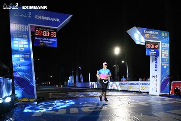 HO CHI MINH CITY NIGHT RUN EXIMBANK 2024 - Ảnh #2063121