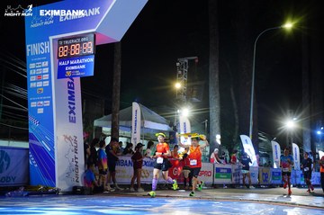 HO CHI MINH CITY NIGHT RUN EXIMBANK 2024 - Ảnh #2034599