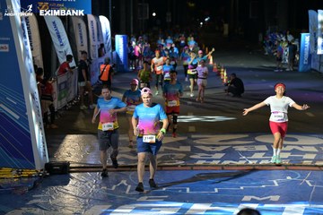 HO CHI MINH CITY NIGHT RUN EXIMBANK 2024 - Ảnh #2034781