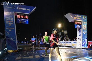 HO CHI MINH CITY NIGHT RUN EXIMBANK 2024 - Ảnh #2064536