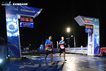HO CHI MINH CITY NIGHT RUN EXIMBANK 2024 - Ảnh #2064970