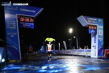 HO CHI MINH CITY NIGHT RUN EXIMBANK 2024 - Ảnh #2064162