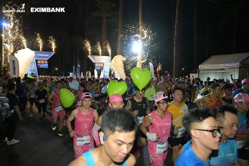 HO CHI MINH CITY NIGHT RUN EXIMBANK 2024 - Ảnh #1970701