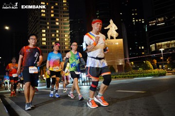 HO CHI MINH CITY NIGHT RUN EXIMBANK 2024 - Ảnh #1990306
