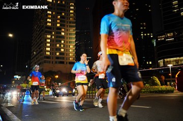 HO CHI MINH CITY NIGHT RUN EXIMBANK 2024 - Ảnh #1990829