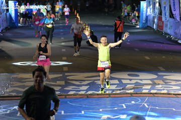 HO CHI MINH CITY NIGHT RUN EXIMBANK 2024 - Ảnh #2028503