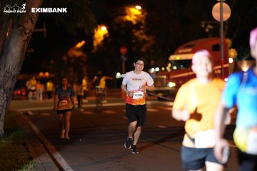 HO CHI MINH CITY NIGHT RUN EXIMBANK 2024 - Ảnh #2158751