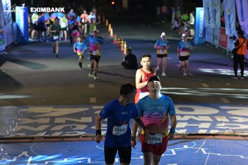 HO CHI MINH CITY NIGHT RUN EXIMBANK 2024 - Ảnh #2028621