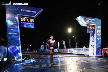 HO CHI MINH CITY NIGHT RUN EXIMBANK 2024 - Ảnh #2064177