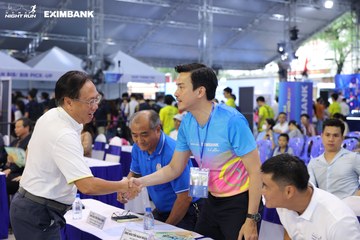 HO CHI MINH CITY NIGHT RUN EXIMBANK 2024 - Ảnh #1964535