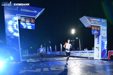 HO CHI MINH CITY NIGHT RUN EXIMBANK 2024 - Ảnh #2063549