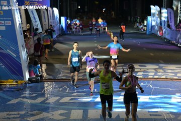 HO CHI MINH CITY NIGHT RUN EXIMBANK 2024 - Ảnh #2027409