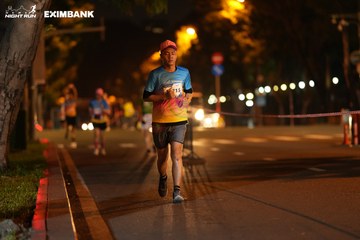 HO CHI MINH CITY NIGHT RUN EXIMBANK 2024 - Ảnh #2160900