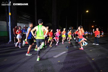 HO CHI MINH CITY NIGHT RUN EXIMBANK 2024 - Ảnh #1970853