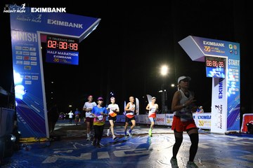 HO CHI MINH CITY NIGHT RUN EXIMBANK 2024 - Ảnh #2066119