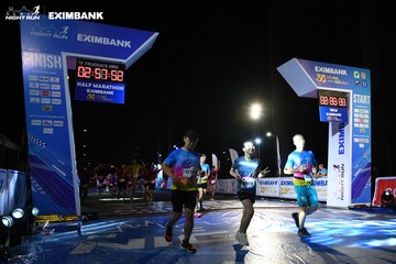 HO CHI MINH CITY NIGHT RUN EXIMBANK 2024 - Ảnh #2059501