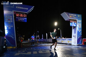 HO CHI MINH CITY NIGHT RUN EXIMBANK 2024 - Ảnh #2061467