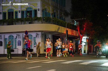 HO CHI MINH CITY NIGHT RUN EXIMBANK 2024 - Ảnh #2030891