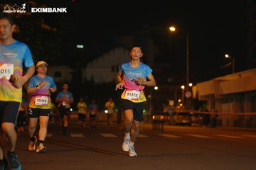 HO CHI MINH CITY NIGHT RUN EXIMBANK 2024 - Ảnh #2030872
