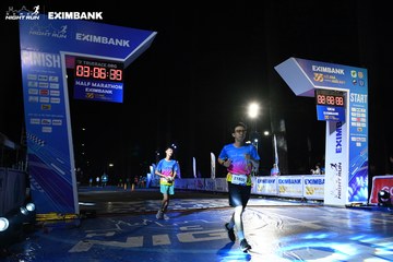 HO CHI MINH CITY NIGHT RUN EXIMBANK 2024 - Ảnh #2065532