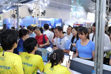 HO CHI MINH CITY NIGHT RUN EXIMBANK 2024 - Ảnh #1964610