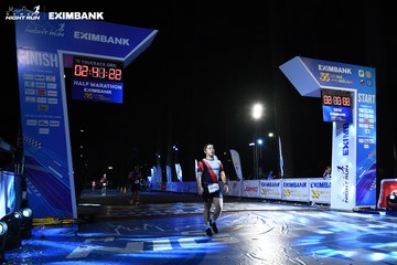 HO CHI MINH CITY NIGHT RUN EXIMBANK 2024 - Ảnh #2062205