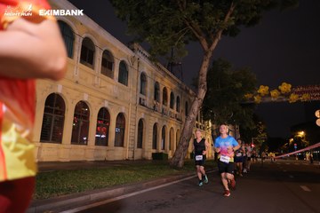 HO CHI MINH CITY NIGHT RUN EXIMBANK 2024 - Ảnh #2102926