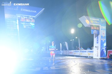 HO CHI MINH CITY NIGHT RUN EXIMBANK 2024 - Ảnh #2064091