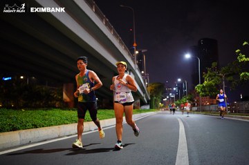 HO CHI MINH CITY NIGHT RUN EXIMBANK 2024 - Ảnh #1988713