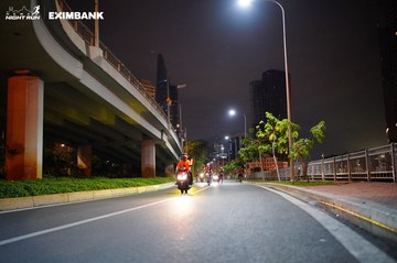 HO CHI MINH CITY NIGHT RUN EXIMBANK 2024 - Ảnh #1988346