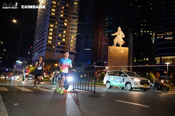 HO CHI MINH CITY NIGHT RUN EXIMBANK 2024 - Ảnh #1989164
