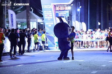 HO CHI MINH CITY NIGHT RUN EXIMBANK 2024 - Ảnh #1970313