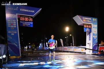 HO CHI MINH CITY NIGHT RUN EXIMBANK 2024 - Ảnh #2061288