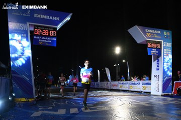 HO CHI MINH CITY NIGHT RUN EXIMBANK 2024 - Ảnh #2063934