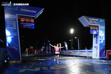 HO CHI MINH CITY NIGHT RUN EXIMBANK 2024 - Ảnh #2062452