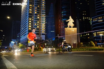 HO CHI MINH CITY NIGHT RUN EXIMBANK 2024 - Ảnh #1989322