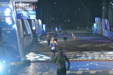 HO CHI MINH CITY NIGHT RUN EXIMBANK 2024 - Ảnh #2028235