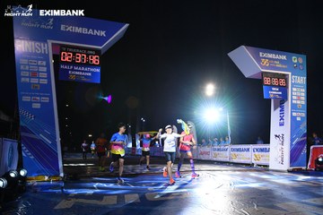 HO CHI MINH CITY NIGHT RUN EXIMBANK 2024 - Ảnh #2059520