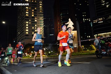 HO CHI MINH CITY NIGHT RUN EXIMBANK 2024 - Ảnh #1991323
