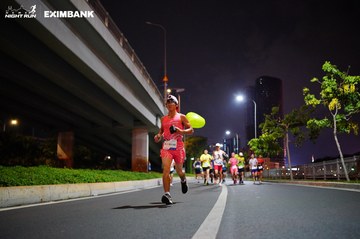 HO CHI MINH CITY NIGHT RUN EXIMBANK 2024 - Ảnh #1988749
