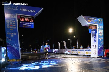 HO CHI MINH CITY NIGHT RUN EXIMBANK 2024 - Ảnh #2065057