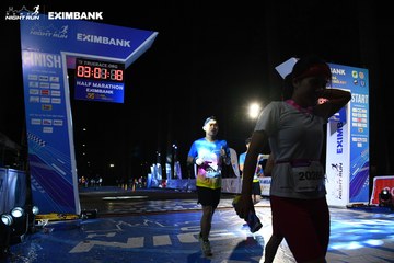 HO CHI MINH CITY NIGHT RUN EXIMBANK 2024 - Ảnh #2062084