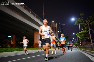 HO CHI MINH CITY NIGHT RUN EXIMBANK 2024 - Ảnh #1988855