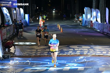 HO CHI MINH CITY NIGHT RUN EXIMBANK 2024 - Ảnh #2030312