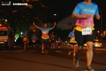 HO CHI MINH CITY NIGHT RUN EXIMBANK 2024 - Ảnh #2029325