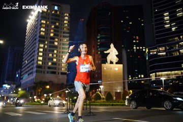 HO CHI MINH CITY NIGHT RUN EXIMBANK 2024 - Ảnh #1989478