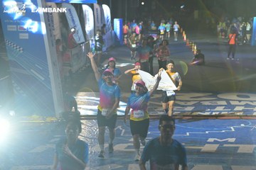 HO CHI MINH CITY NIGHT RUN EXIMBANK 2024 - Ảnh #2032144